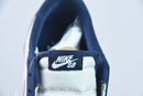Air Jordan 1 Low SB Midnight Navy